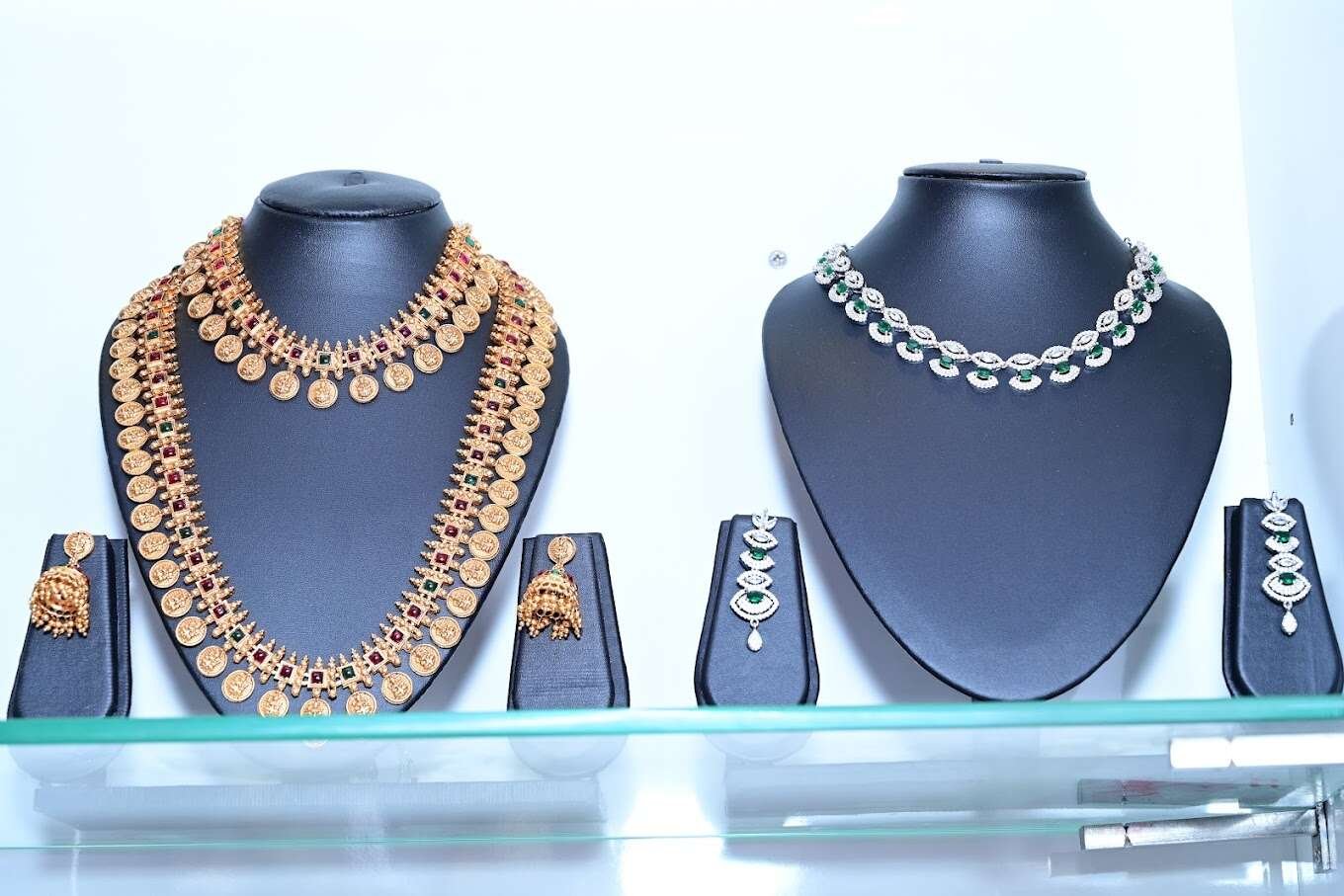 Shree Ladies Gallery